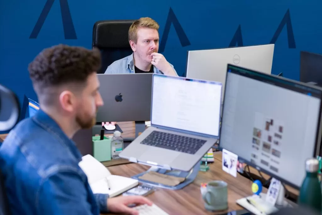 phill-alex-working